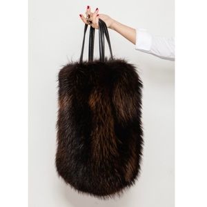 NWOT Fur Tote dark brown/black